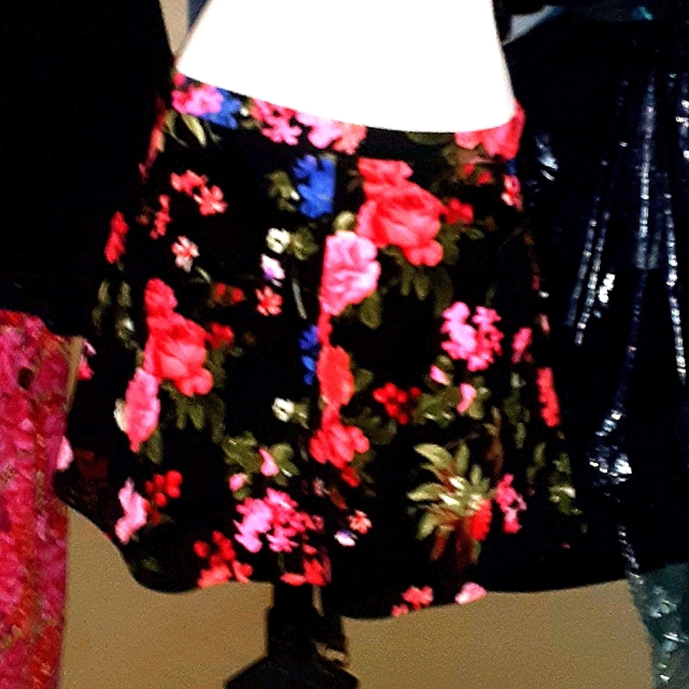 Super floral skirt